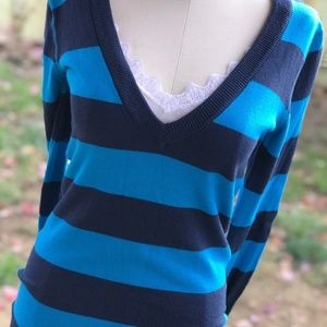 NWOT Aeropostale blue striped v-neck sweater